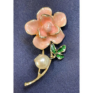 NWOT Pink Enamel Flower Rose Brooch Imitation Pearl Yellow Gold Toned Garden